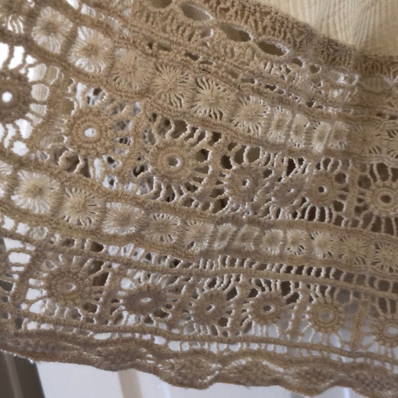 Beige knit top with crochet detailed bottom BOHO🤍 - Picture 2 of 3